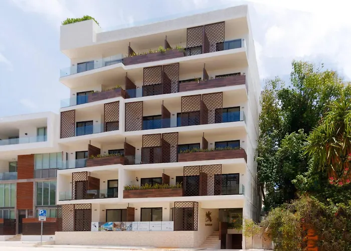 Caribbean Dreams - Stylish & Only 2 Blocks To The - At Bahay *